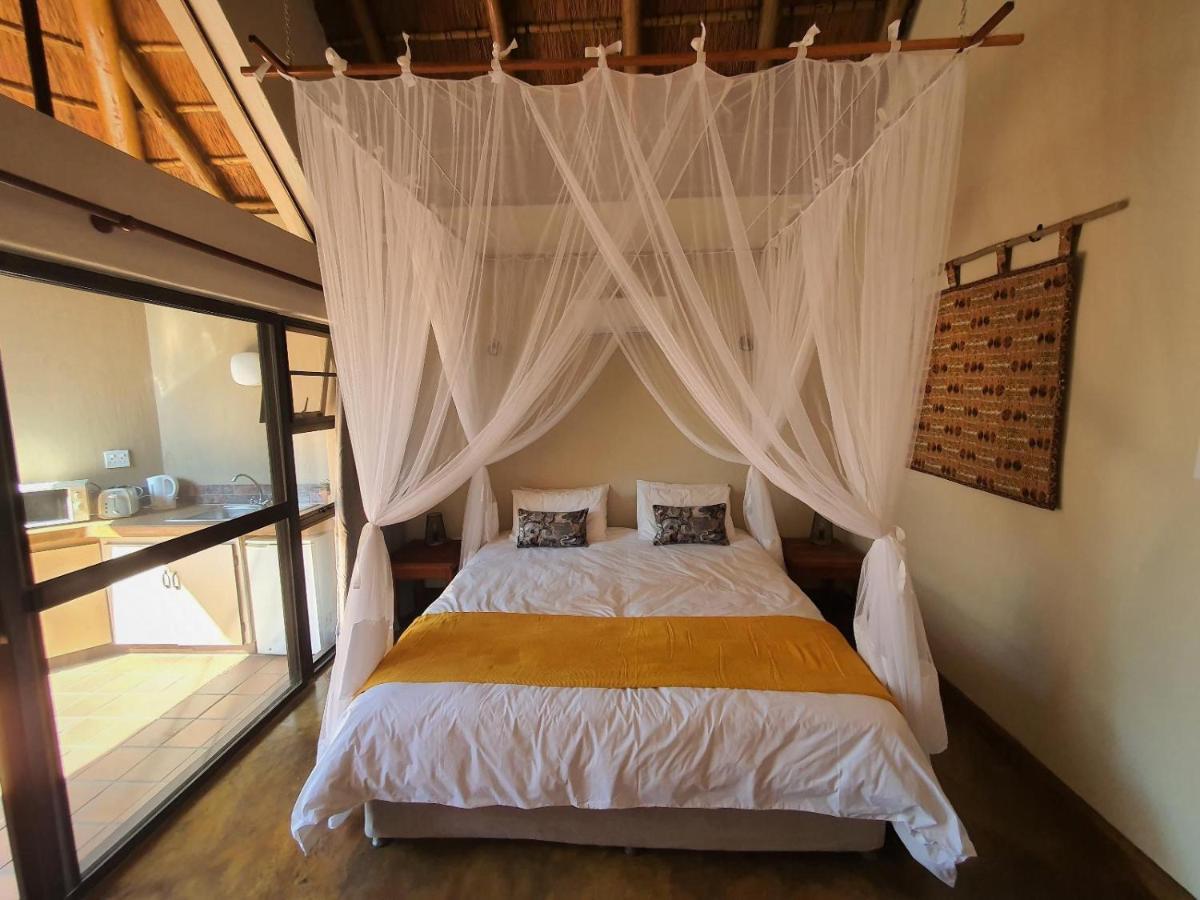 Masorini Bush Lodge & Safari Tents Пхалаборва Номер фото