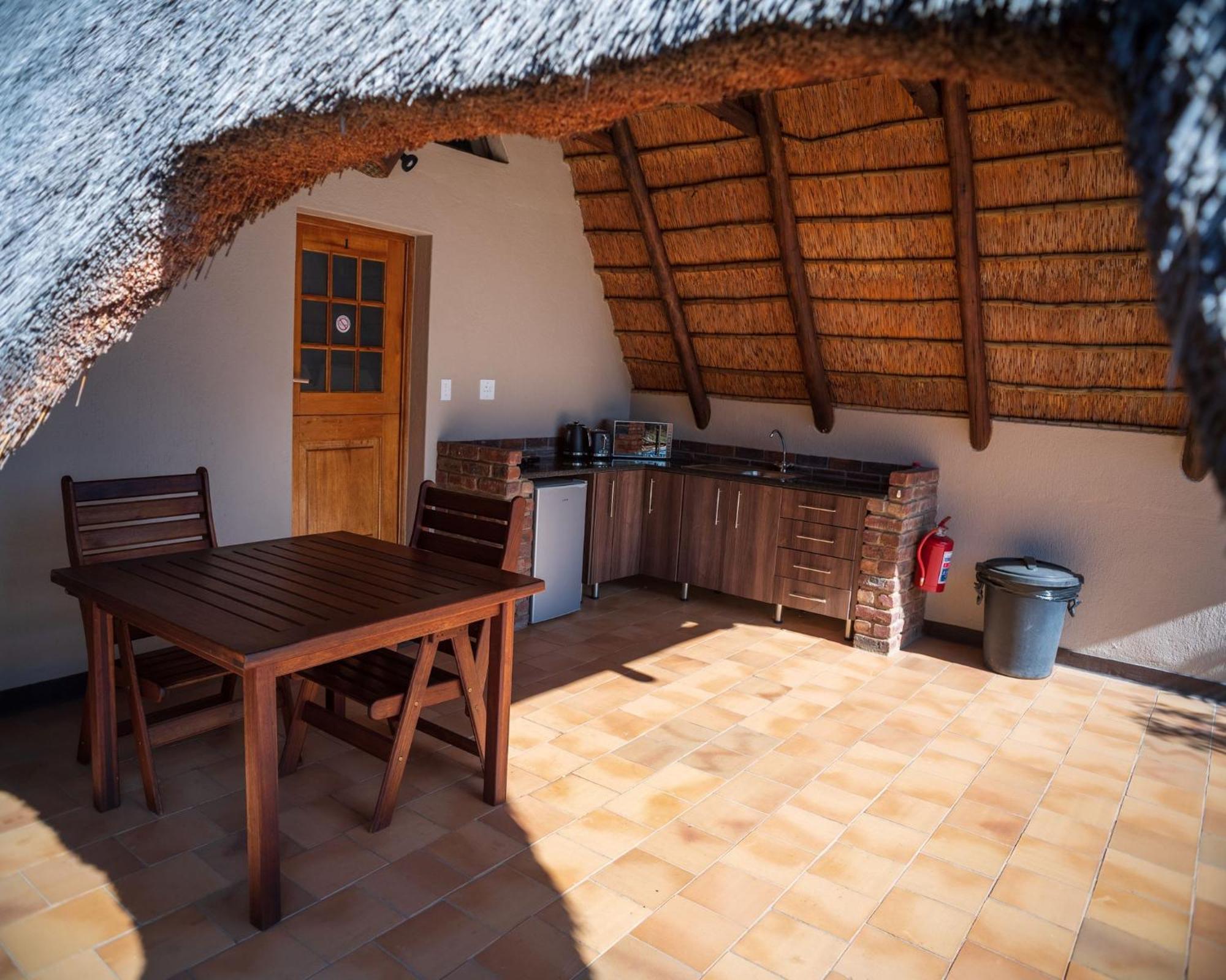 Masorini Bush Lodge & Safari Tents Пхалаборва Экстерьер фото